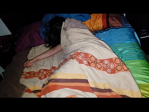 ❤️ Stepson jgħajjar lill-mara żagħżugħa tiegħu waqt li torqod. ️ Porn sabiħ fil-porn mt.tradewin.top ❌❤